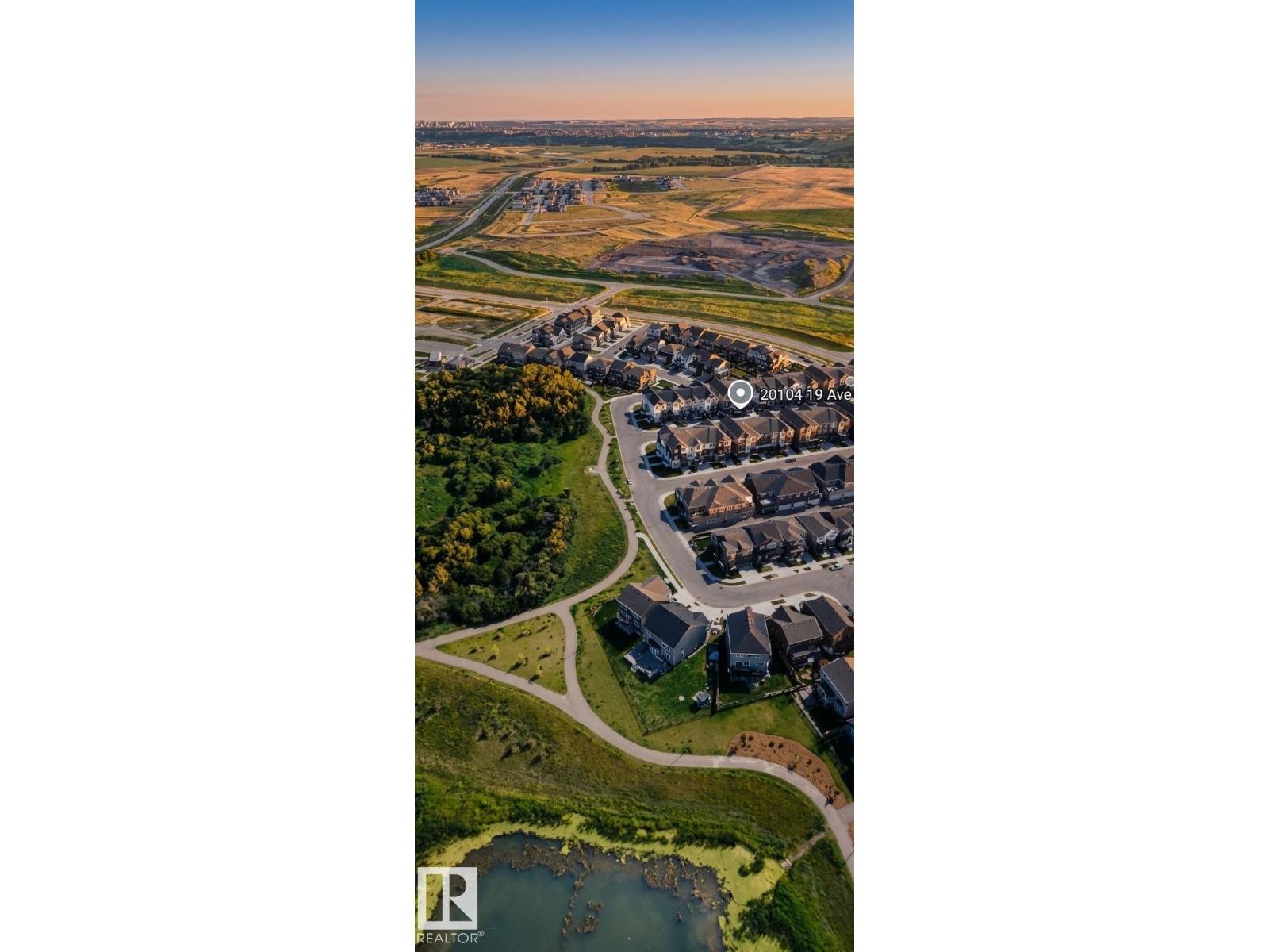 20104 19 AV NW - 3