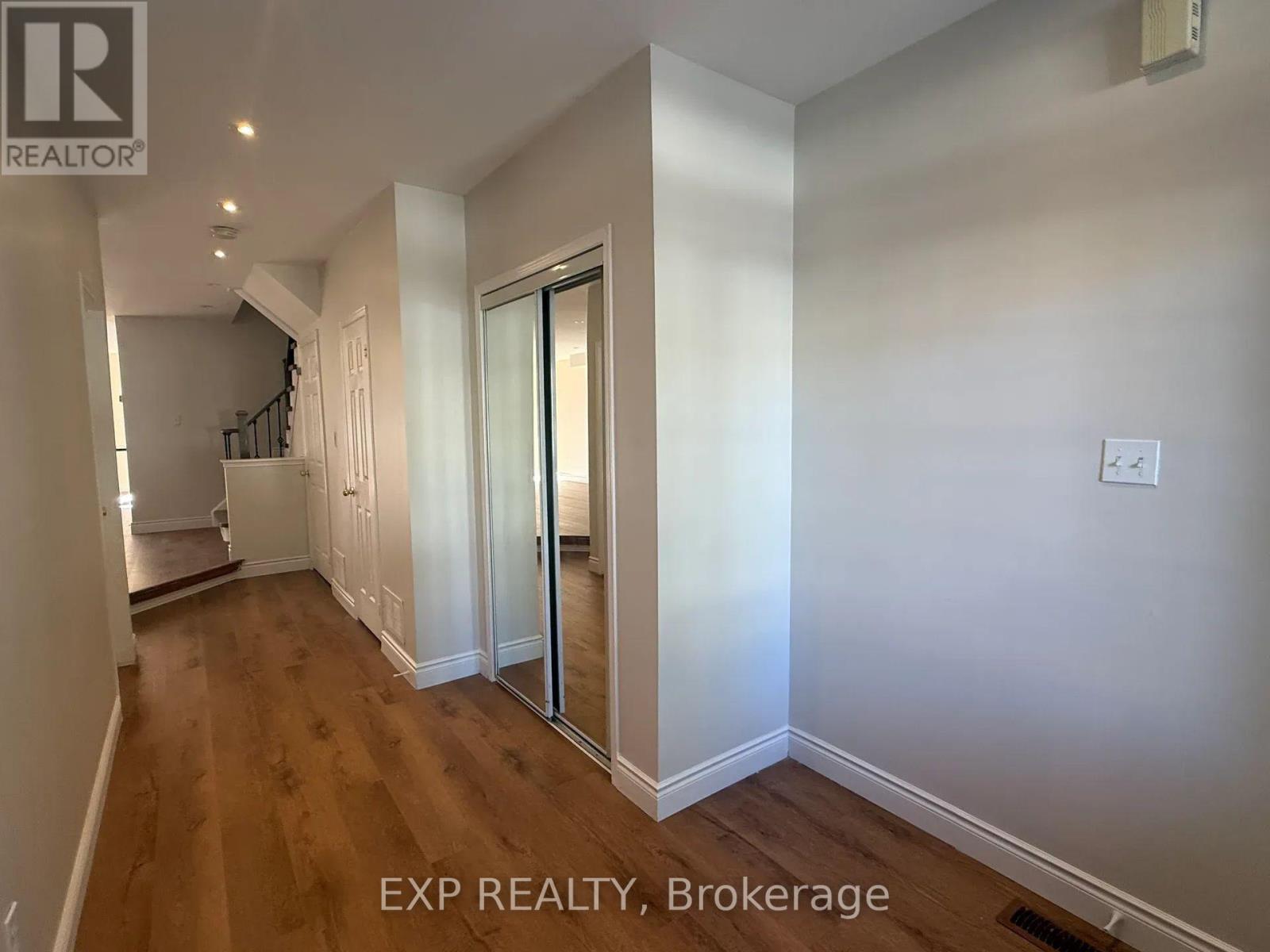 7683 BLACK WALNUT TRAIL, Mississauga (Lisgar) — photo 3