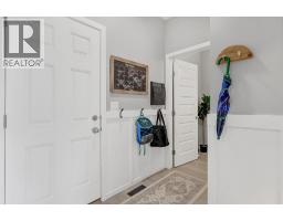 4pc Bathroom - 10145 84a Street, Grande Prairie, AB T8X0S8 Photo 6