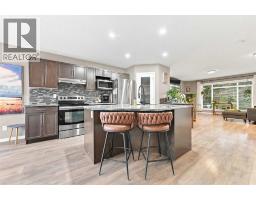 3pc Bathroom - 106 Autumn Crescent Se, Calgary, AB T3M0P5 Photo 10