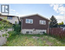 Bedroom - 85 Abergale Close Ne, Calgary, AB T2A6J2 Photo 9