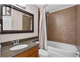 112 Beaconsfield Rise Nw, Calgary, AB T3K1X4 Photo 14