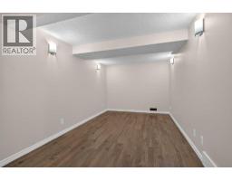 112 Beaconsfield Rise Nw, Calgary, AB T3K1X4 Photo 33