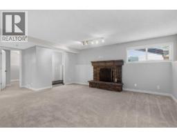 112 Beaconsfield Rise Nw, Calgary, AB T3K1X4 Photo 27