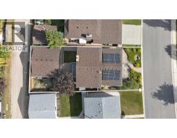 112 Beaconsfield Rise Nw, Calgary, AB T3K1X4 Photo 42