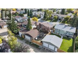 112 Beaconsfield Rise Nw, Calgary, AB T3K1X4 Photo 44