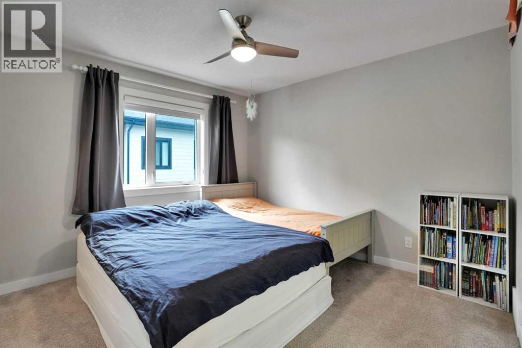 #113 28 Mcdougall Court NE - Image 37