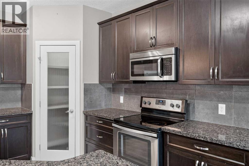 129 Everhollow Rise SW, Calgary, Alberta, T2Y0B1 — thumbnail 4