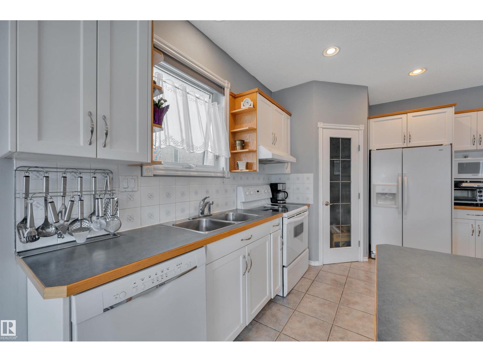 14932 136 ST NW - Image 13