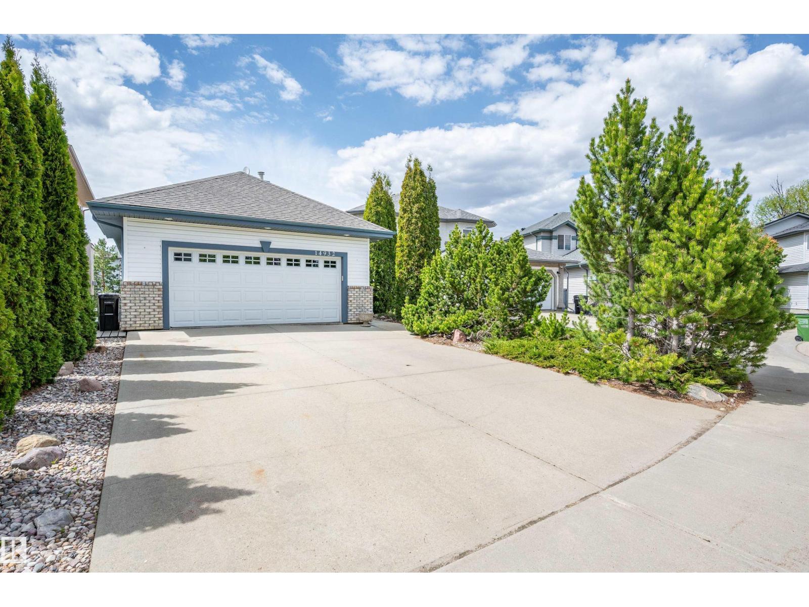 14932 136 ST NW - 2