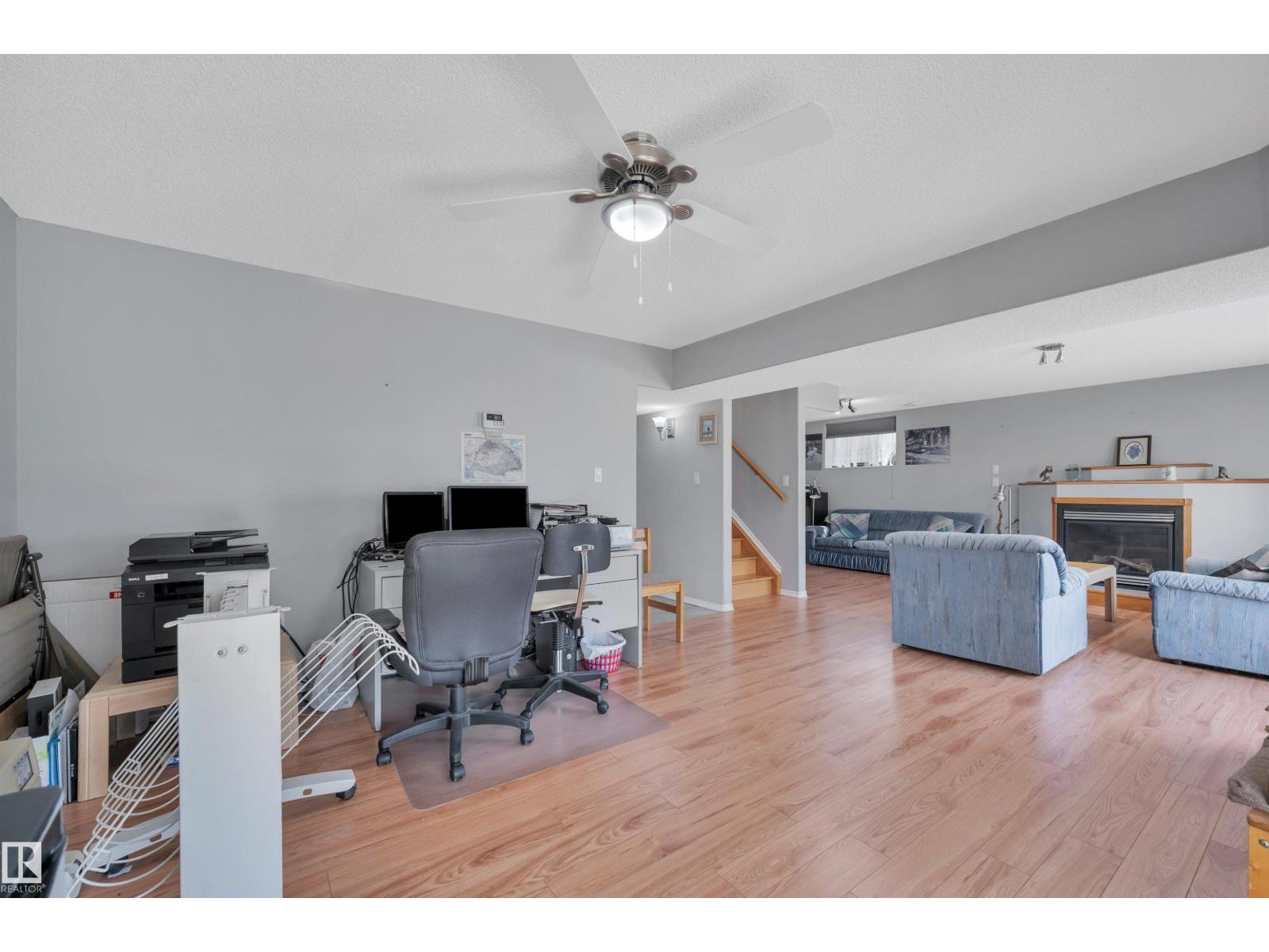 14932 136 ST NW - 37