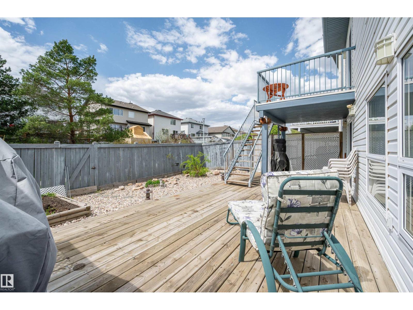 14932 136 ST NW - 47