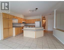 Kitchen - 12 Staten Way, Ottawa, ON K2C4E7 Photo 13