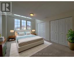 12 Staten Way, Ottawa, ON K2C4E7 Photo 23