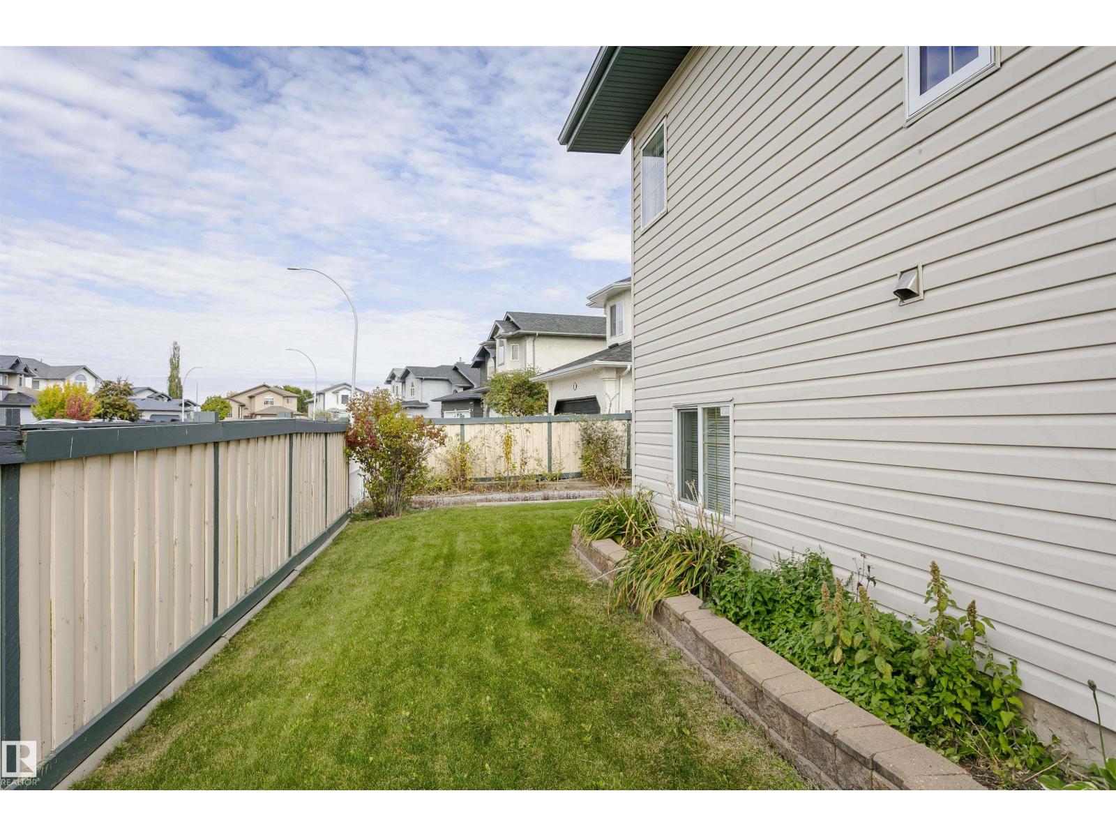 2840 151A AV NW - Image 41