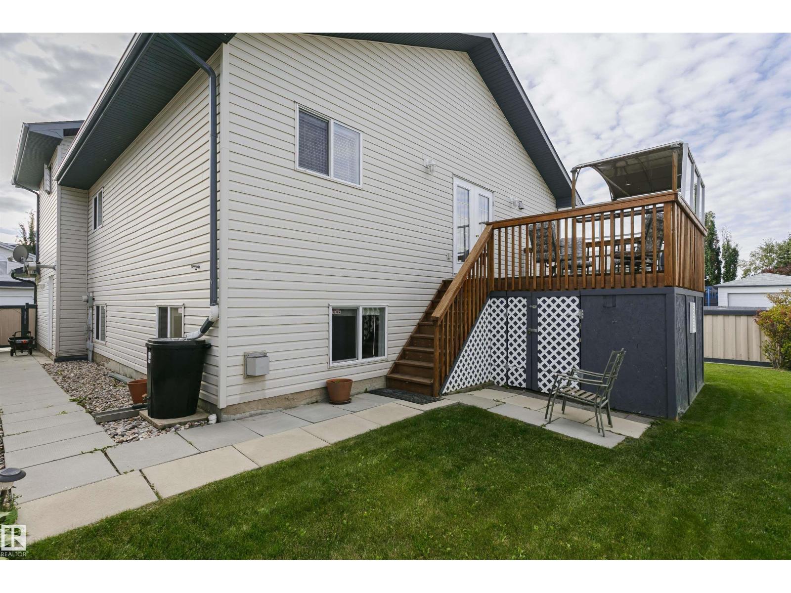 2840 151A AV NW - 36