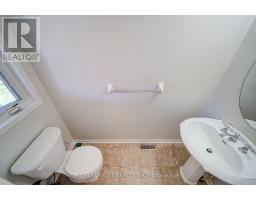 143 Allworth Crescent, Clarington, ON L1C0B4 Photo 6