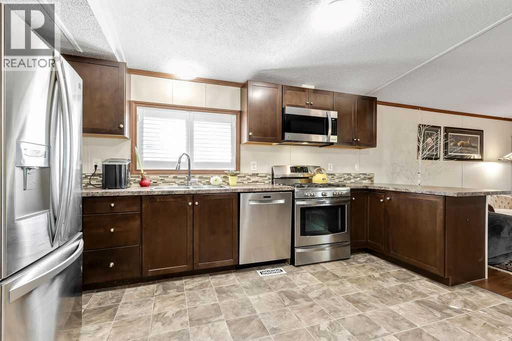 105, 6724 17 Avenue SE - photo 5