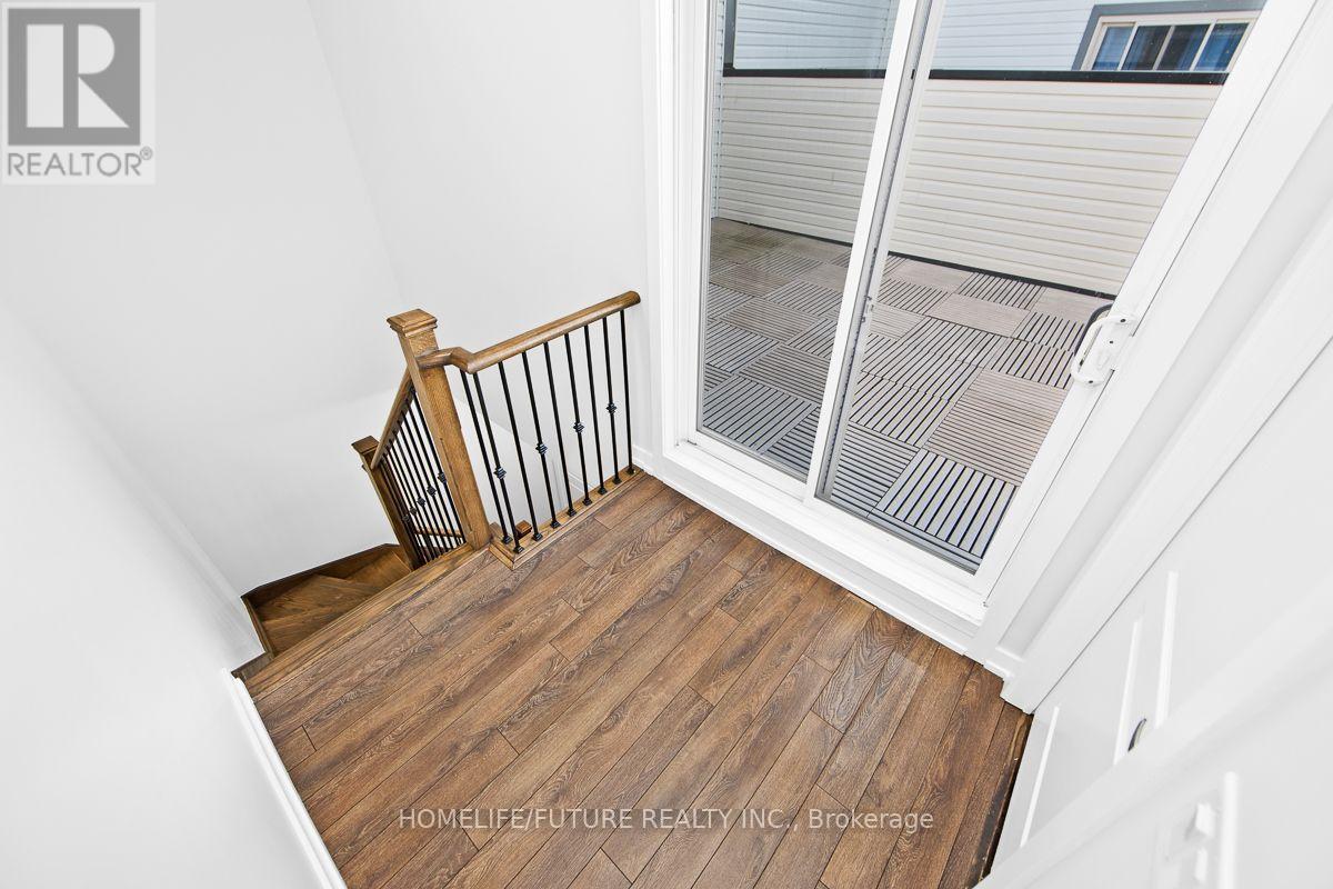 #2521 30 WESTMEATH LANE - Image 29