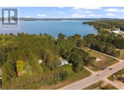 2726 Round Lake Road, Killaloe, Hagarty And Richards, ON K0J2J0 Photo 43