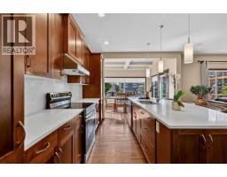 3pc Bathroom - 277 Evermeadow Avenue Sw, Calgary, AB T2Y0C5 Photo 19