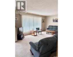 Primary Bedroom - 3116 3rd Avenue N, Regina, SK S4R0W6 Photo 6