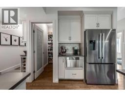 Bedroom - 21 Ascot Crescent Sw, Calgary, AB T3H0T9 Photo 10