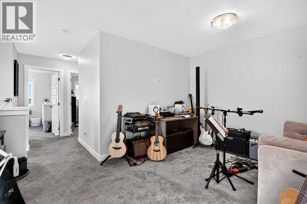 150 Edith Green NW - 19