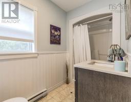 Mud room - 53 Meadowland Avenue, Bible Hill, NS B2N6H6 Photo 6