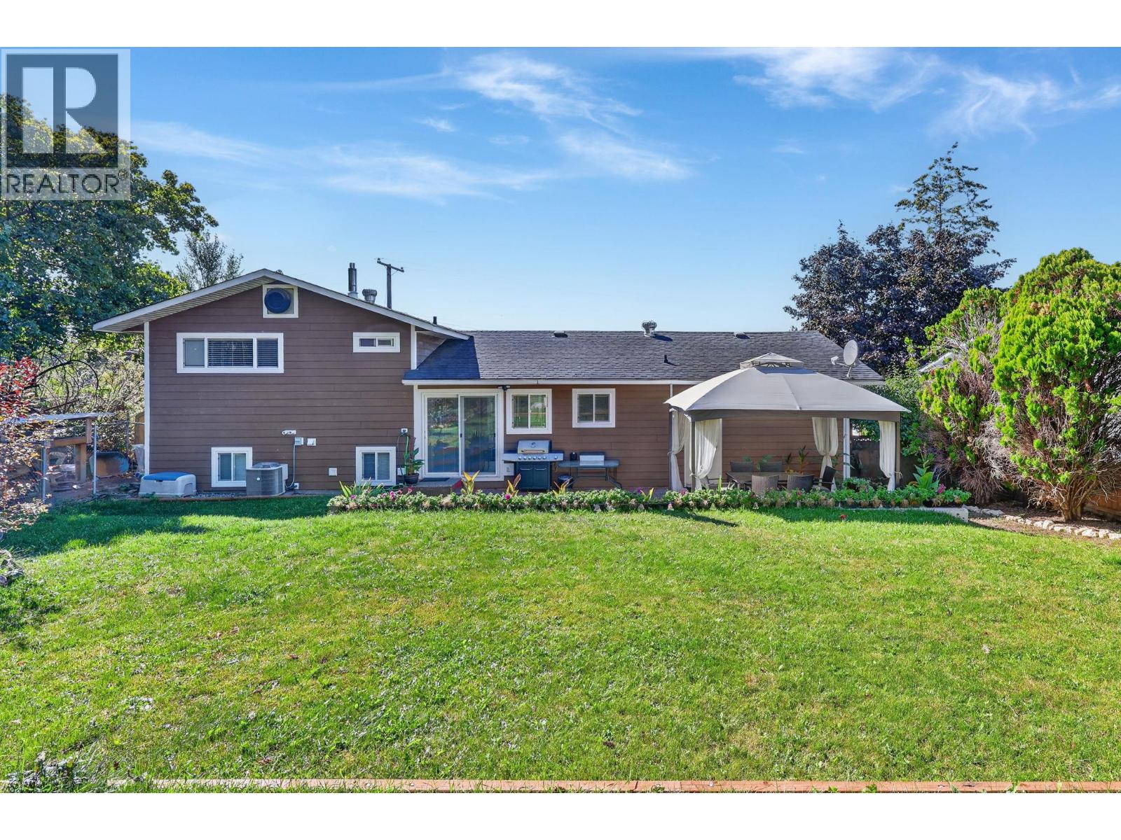 10911 Sherman Drive, Lake Country, British Columbia, V4V1W8, Lake Country, British Columbia — photo 5 of 5
