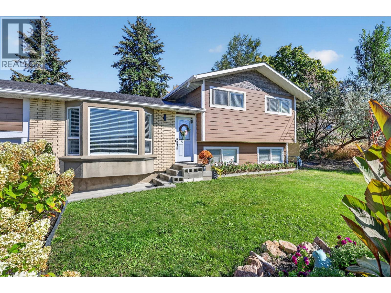 10911 Sherman Drive, Lake Country, British Columbia, V4V1W8, Lake Country, British Columbia — photo 4 of 5