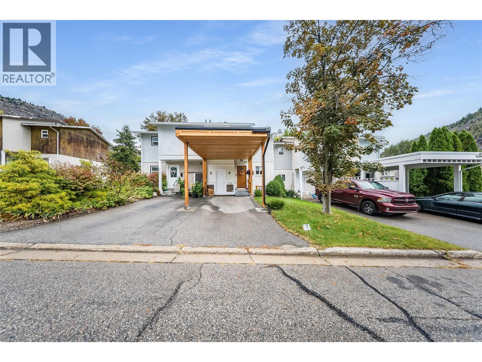3315 LAUREL Crescent - Image 42