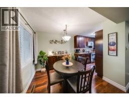 Kitchen - 3315 Laurel Crescent, Trail, BC V1R4M6 Photo 11
