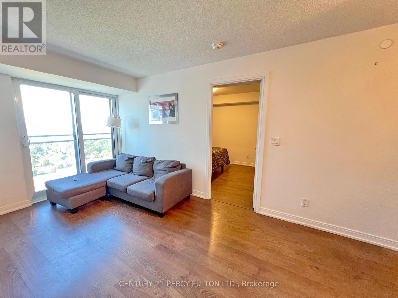 #2405 255 VILLAGE GREEN SQUARE - Image 13