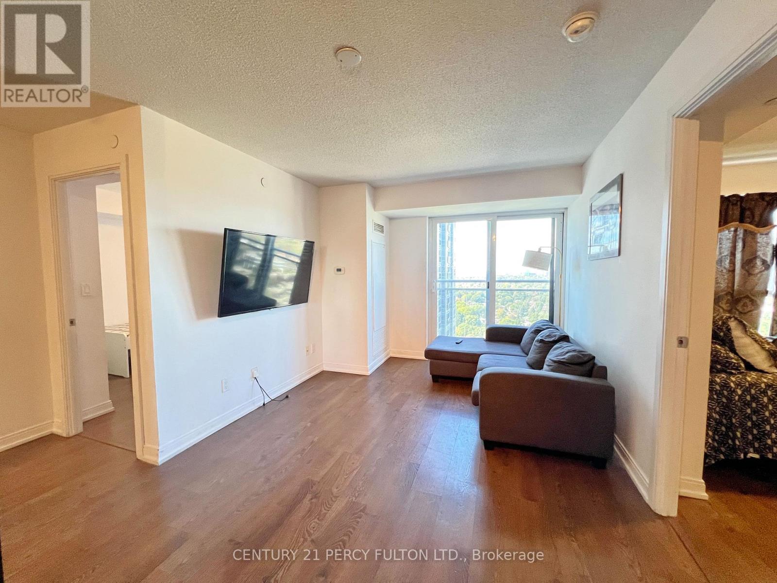 #2405 255 VILLAGE GREEN SQUARE - Image 14