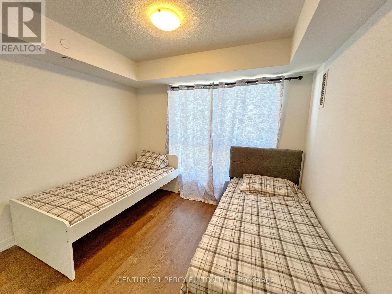 #2405 255 VILLAGE GREEN SQUARE - 20