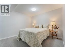 49 Lock Crescent - photo 17