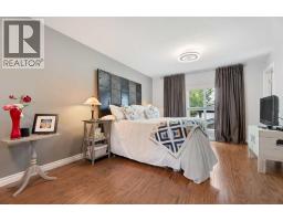 49 Lock Crescent - photo 9