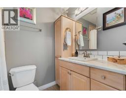 49 Lock Crescent - photo 14