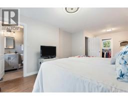 49 Lock Crescent - photo 11