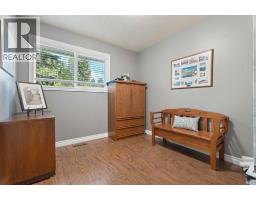 49 Lock Crescent - photo 16