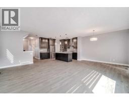 22 Sage Bluff Heights Nw, Calgary, AB T3R0X9 Photo 12