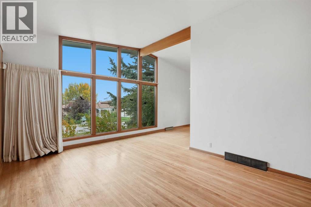 35 Cornwallis Drive NW - photo 6