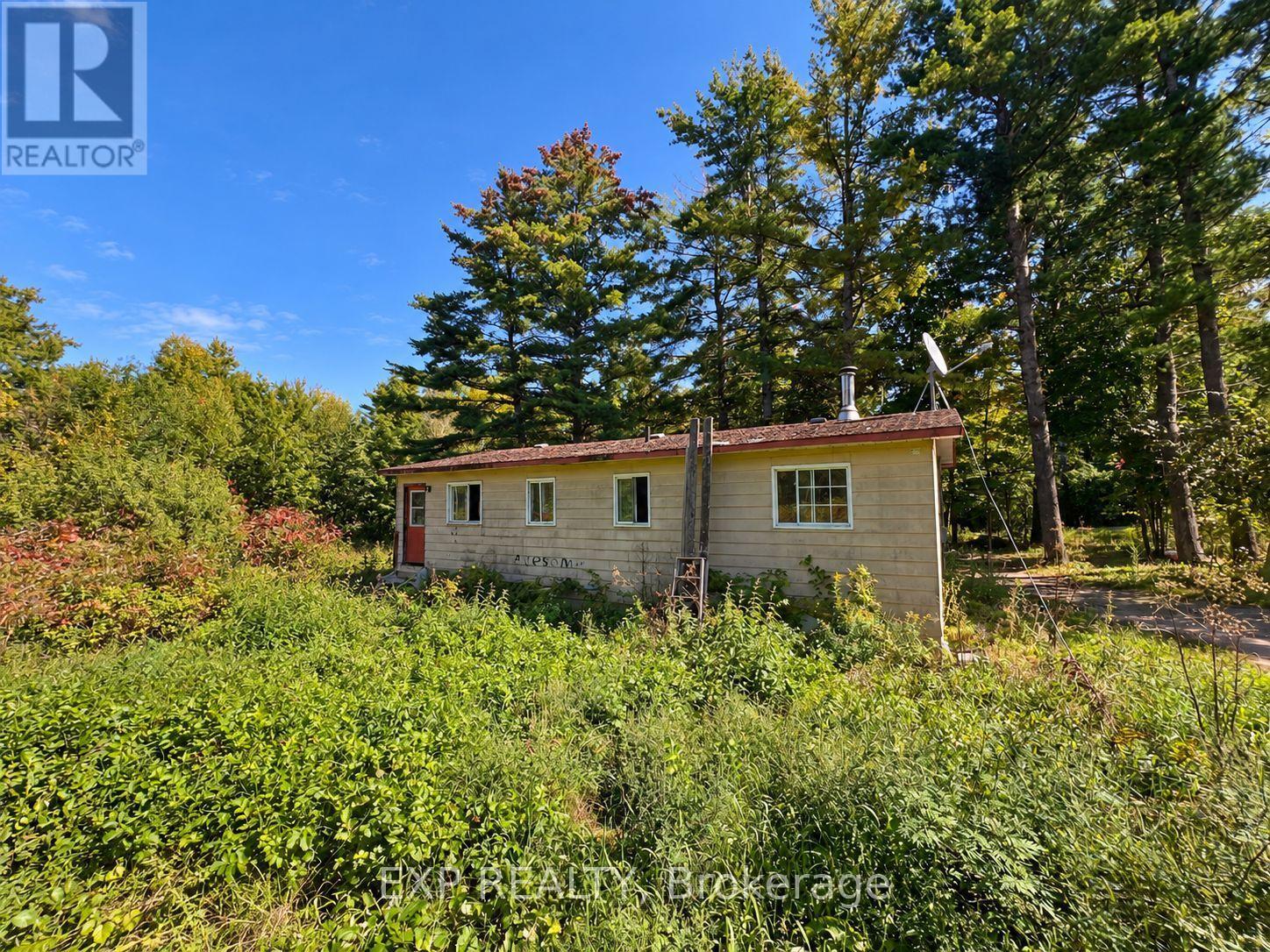 942 BATHURST 9TH CONCESSION ROAD, Tay Valley — photo 2
