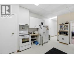 182b Tranquille Road, Kamloops, BC V2B3G1 Photo 9