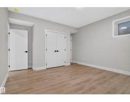 4268 Charles Cl Sw, Edmonton, AB T6W3H2 Photo 45