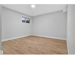 4268 Charles Cl Sw, Edmonton, AB T6W3H2 Photo 44