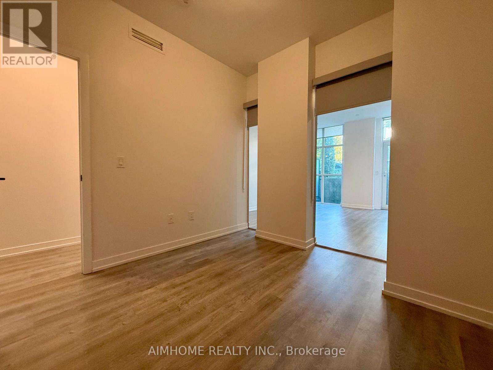 110 - 2300 ST. CLAIR AVENUE W, Toronto (Junction Area) — photo 10