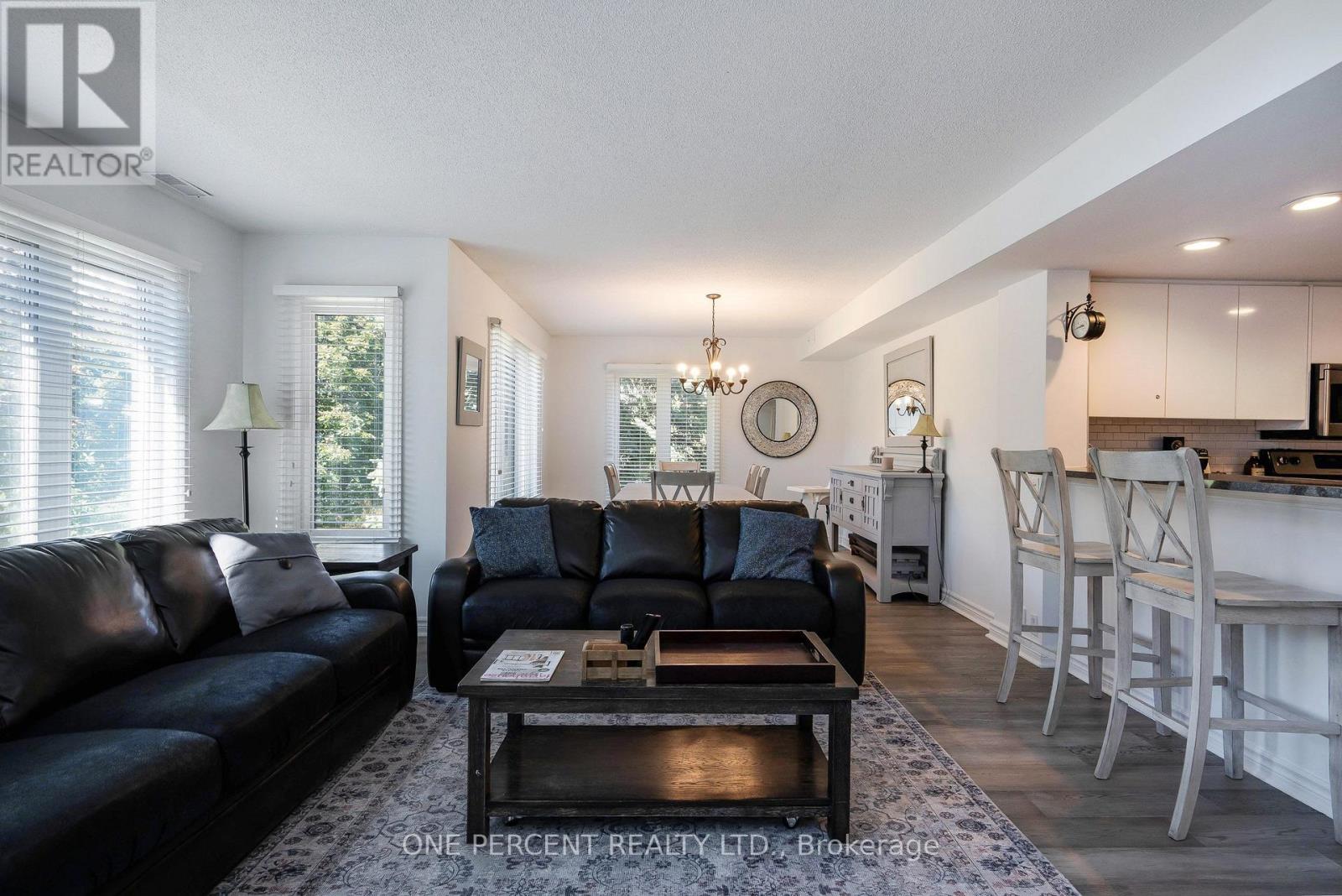 #210 110 Fairway Court, Blue Mountains, Ontario, L9Y0P8, Blue Mountains, Ontario — photo 5 of 5