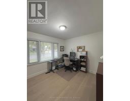 Bedroom 2 - 121 West 23rd Street, Hamilton, ON L9C4V6 Photo 12